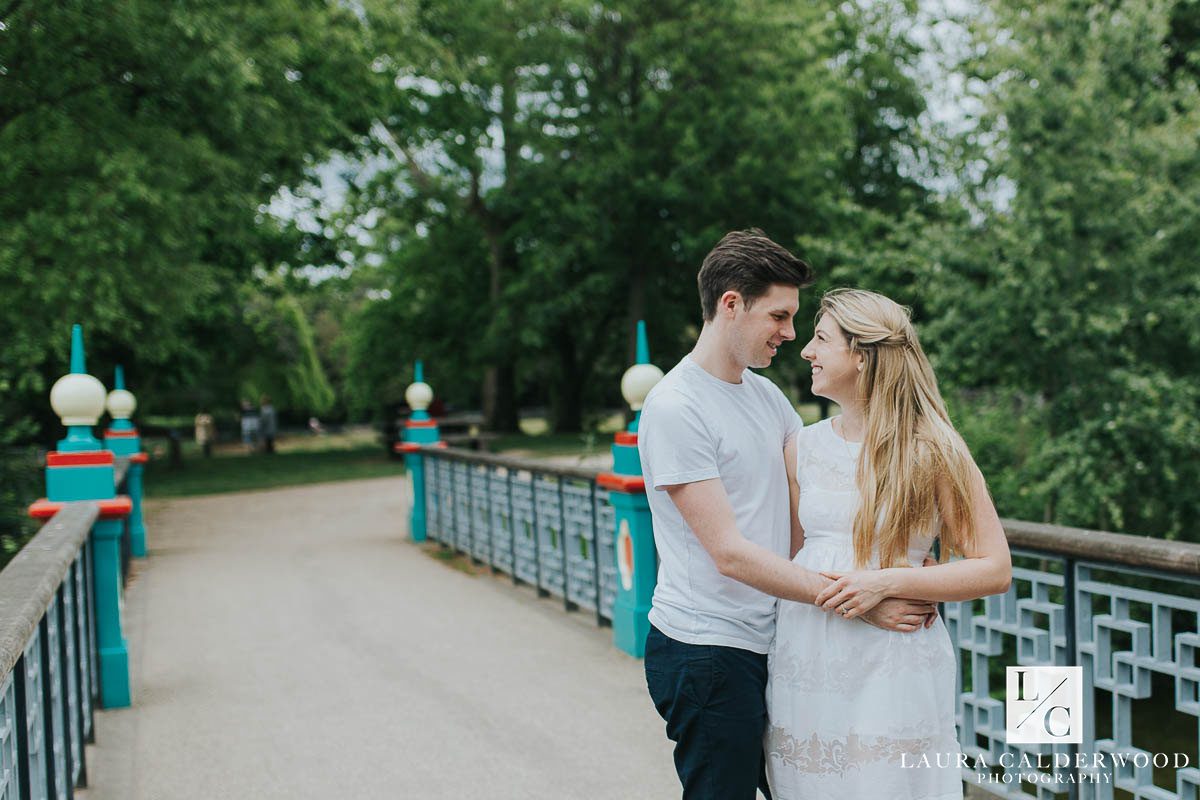 Victoria Park London engagement shoot | by Yorkshire wedding photographer Laura Calderwood