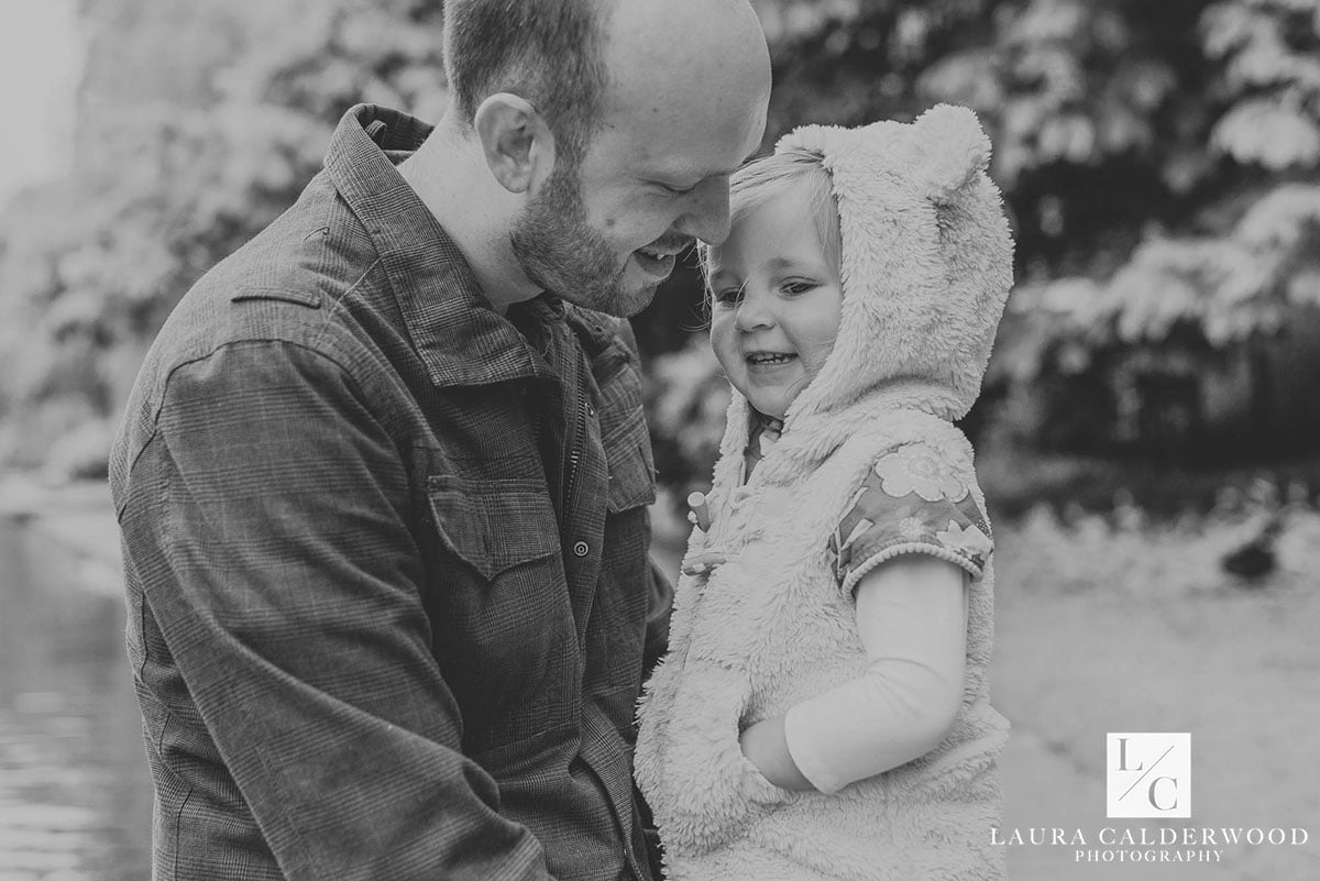 York family photography | family photo shoot at Rowntree Park in York by Laura Calderwood Photography