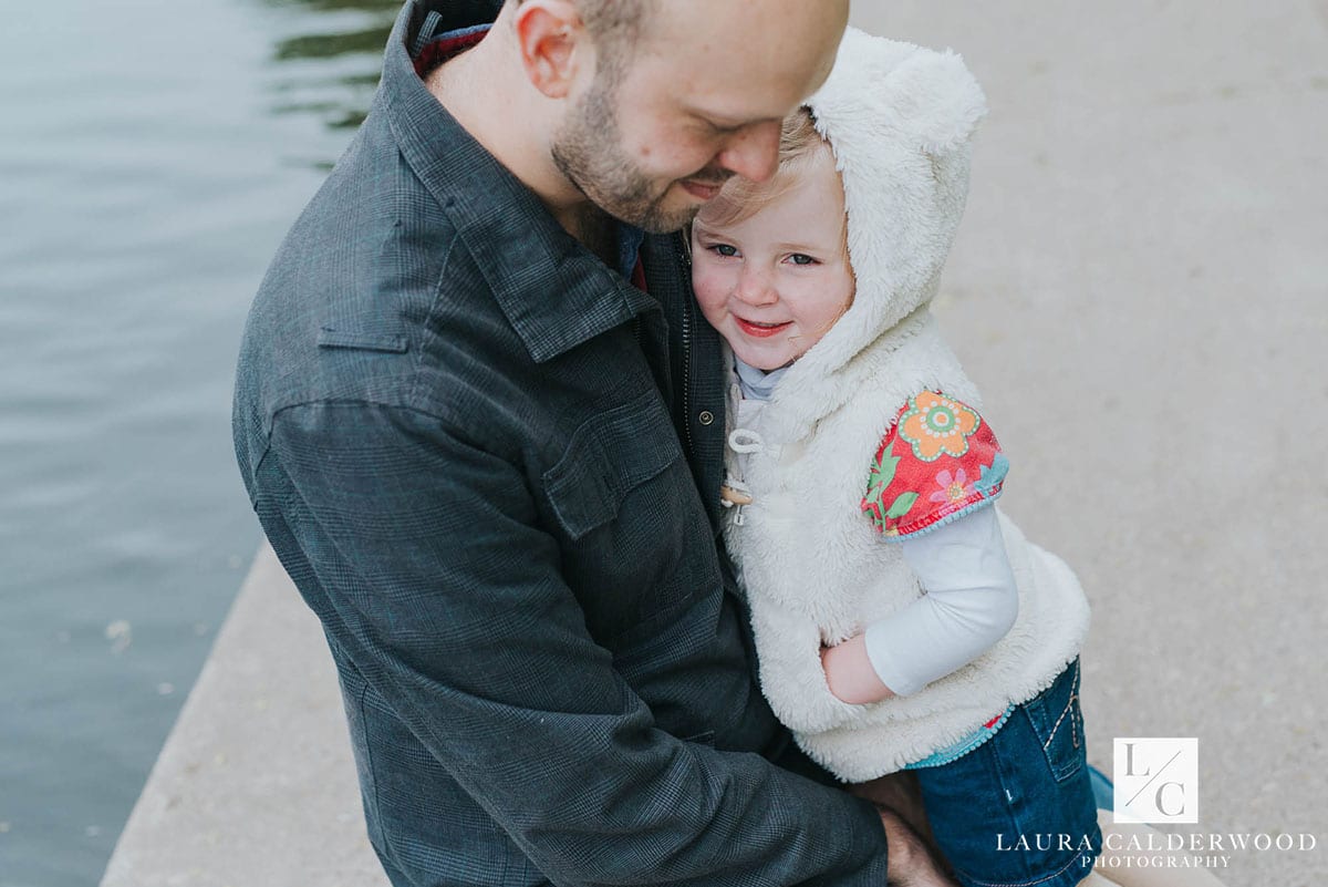 York family photography | family photo shoot at Rowntree Park in York by Laura Calderwood Photography
