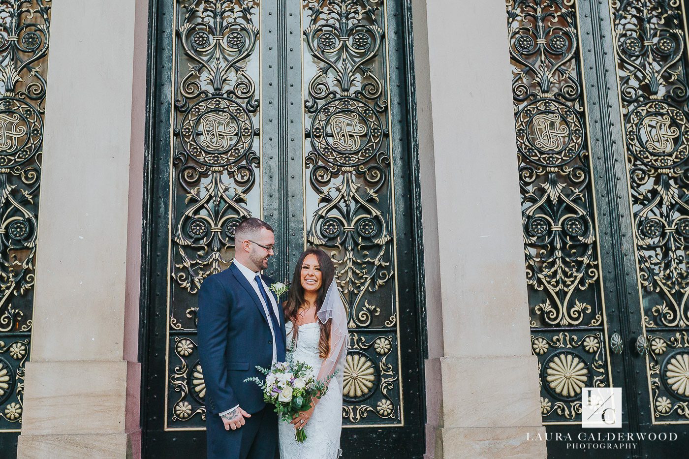 wedding photography yorkshire. leeds town hall