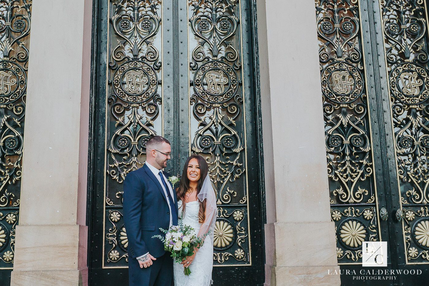 wedding photography yorkshire. leeds town hall