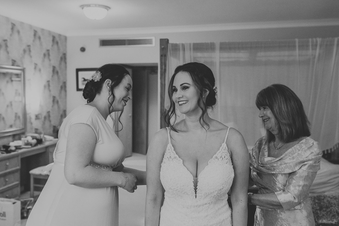 yorkshire wedding photos. bride getting ready